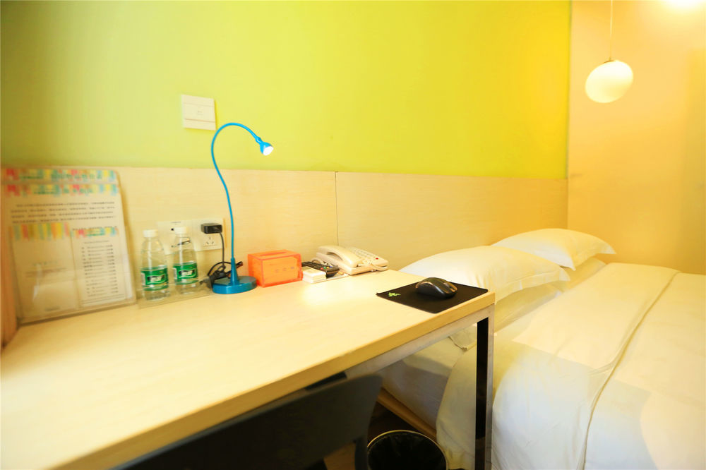 Colour Inn - She Kou Branch Shenzhen Extérieur photo